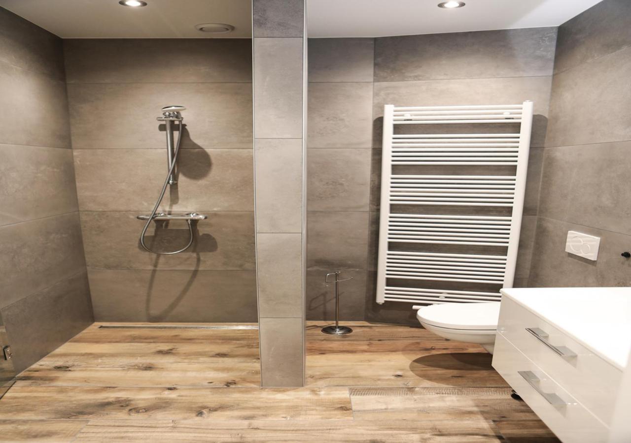 Prachtig Appartement In Het Centrum Van Иршеке Екстериор снимка